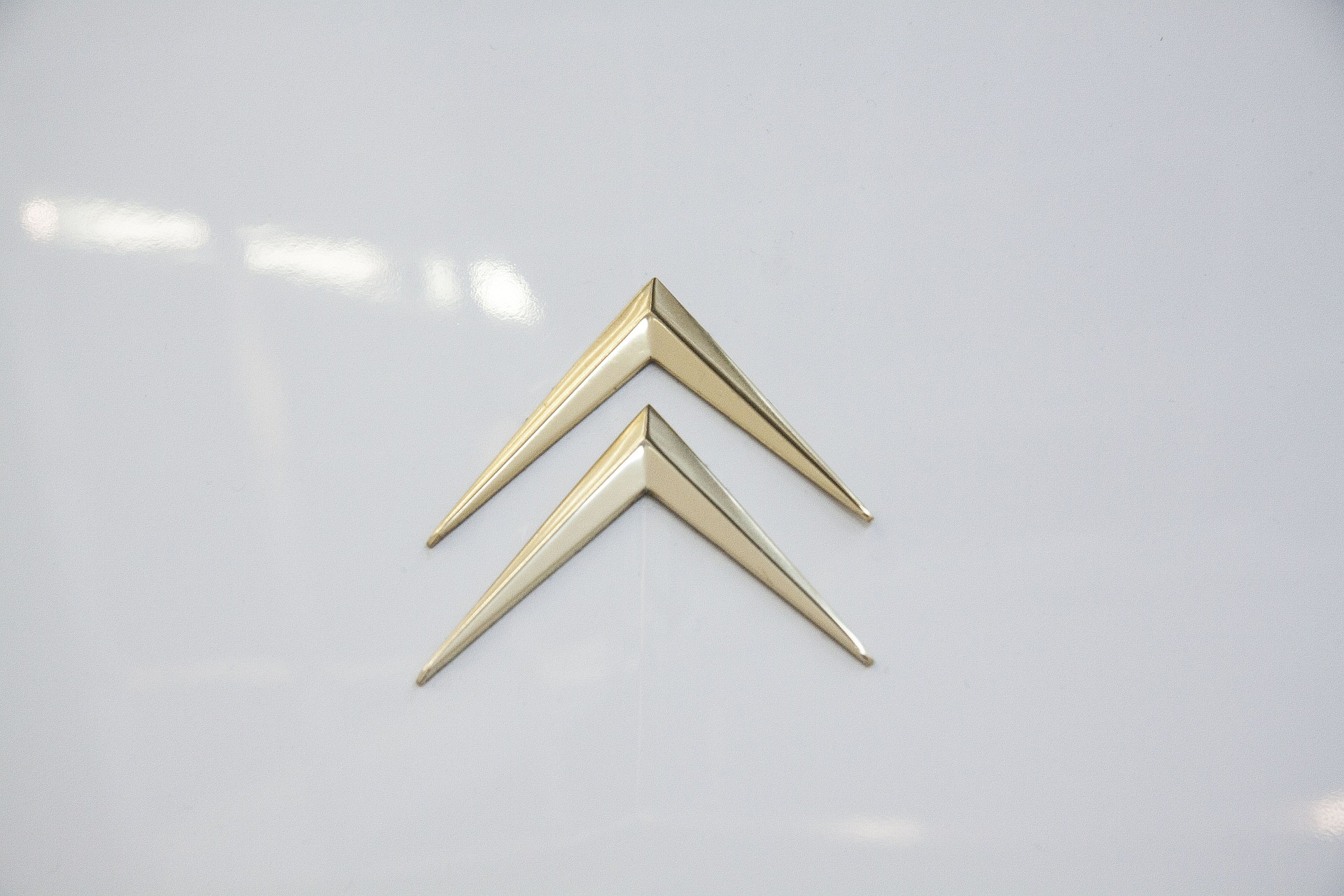 Qué significa el legendario logo de Citroën? - Blog - Desguaces La Torre