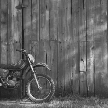 Cómo dar de baja una moto en la DGT: trámites y costes