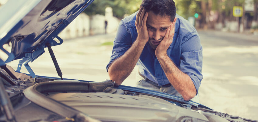 Reparar o desguazar: ¿qué hacer si tu coche ya no merece la pena?